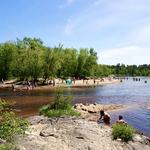 Saturday midday: Big Falls