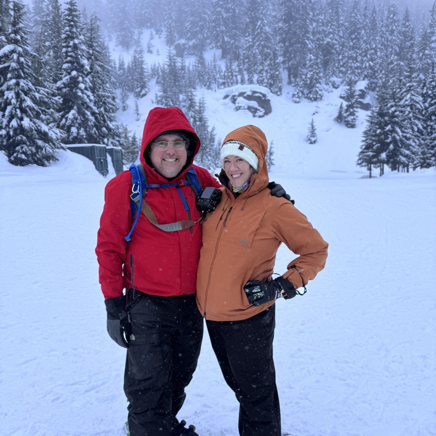 Twilight snowshoeing at White Pass 2025