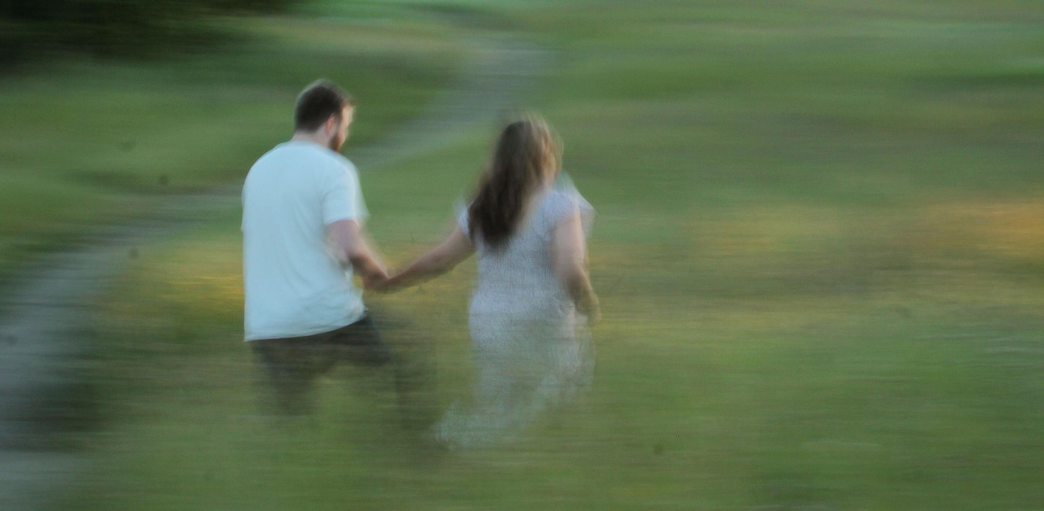 The Wedding Website of Lauren Faye Lindbloom and Daniel John Warbis