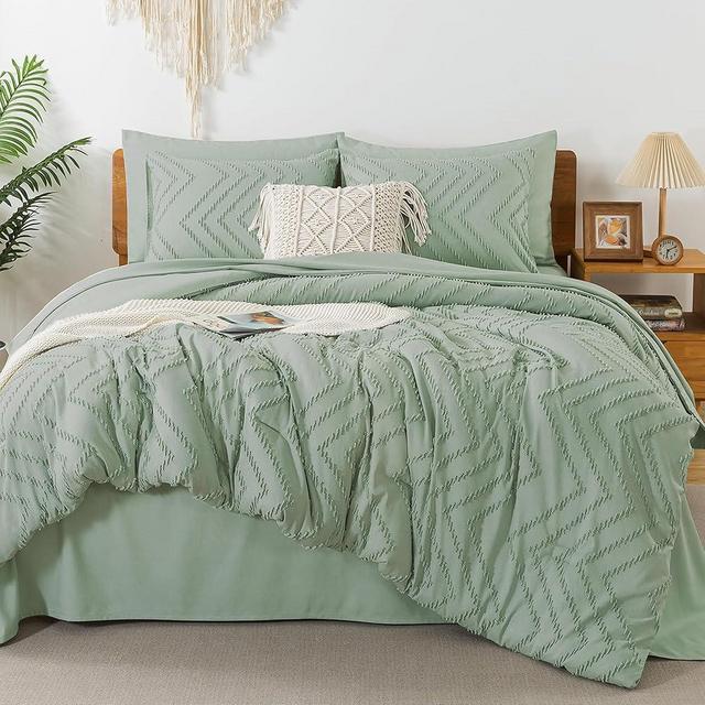 Litanika Sage Green Queen Size Comforter Set with Sheets - 7 Pieces Bed in a Bag Queen Boho Tufted Complete Beddding Sets with Comforter, Sheets, Pillowcases & Shams