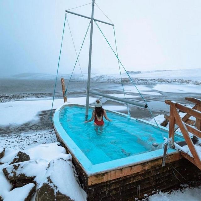 Iceland Adventure: Beach Baths in Hauganes