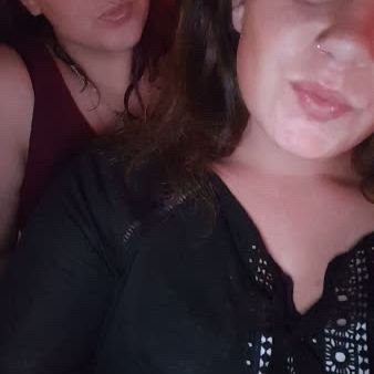 Kirsten and Ellen 2016