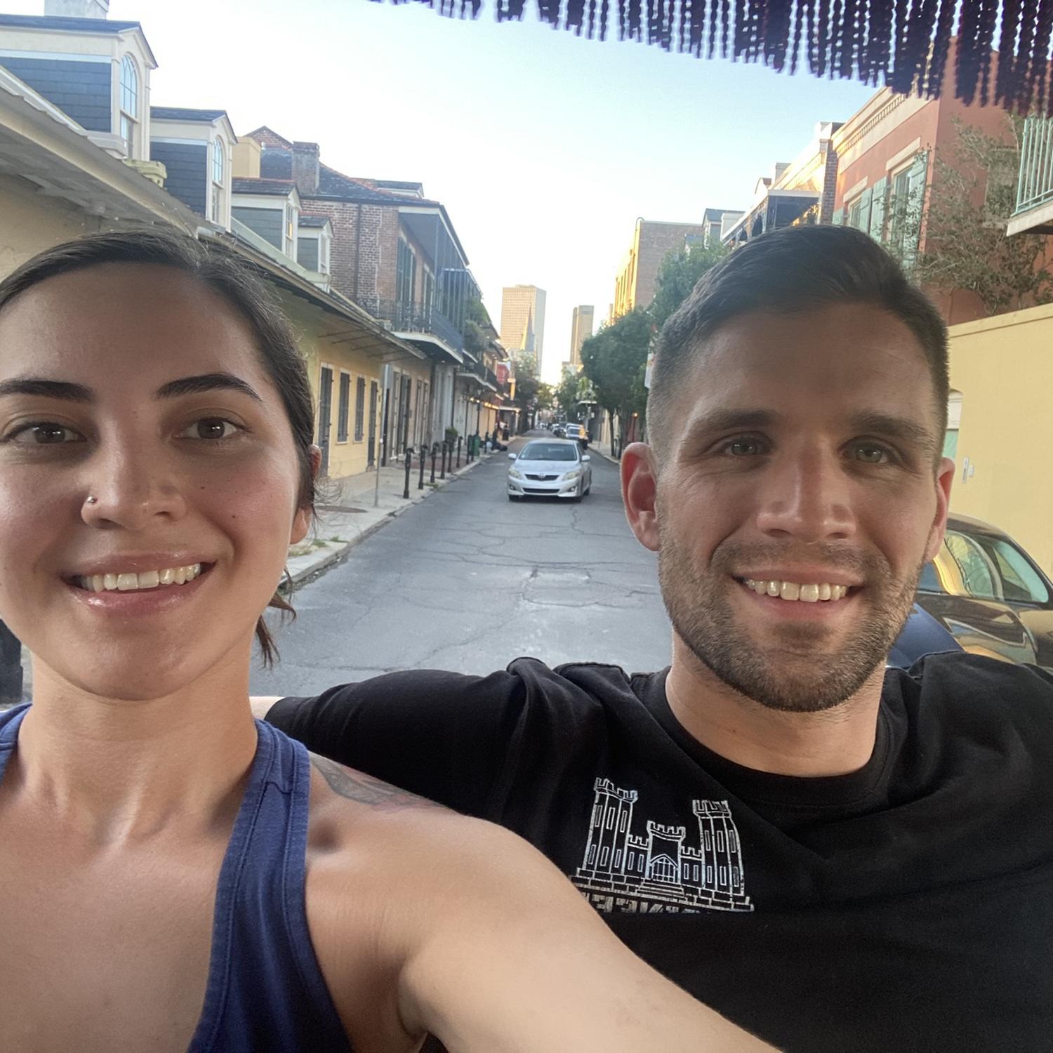 Horse-drawn carriage through New Orleans