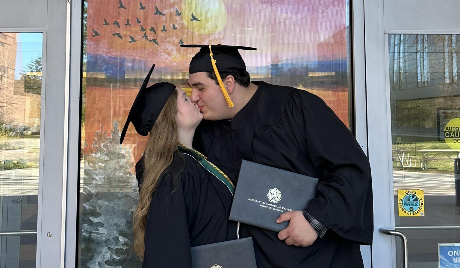 The Wedding Website of Jessica Decker and Drew Bailey