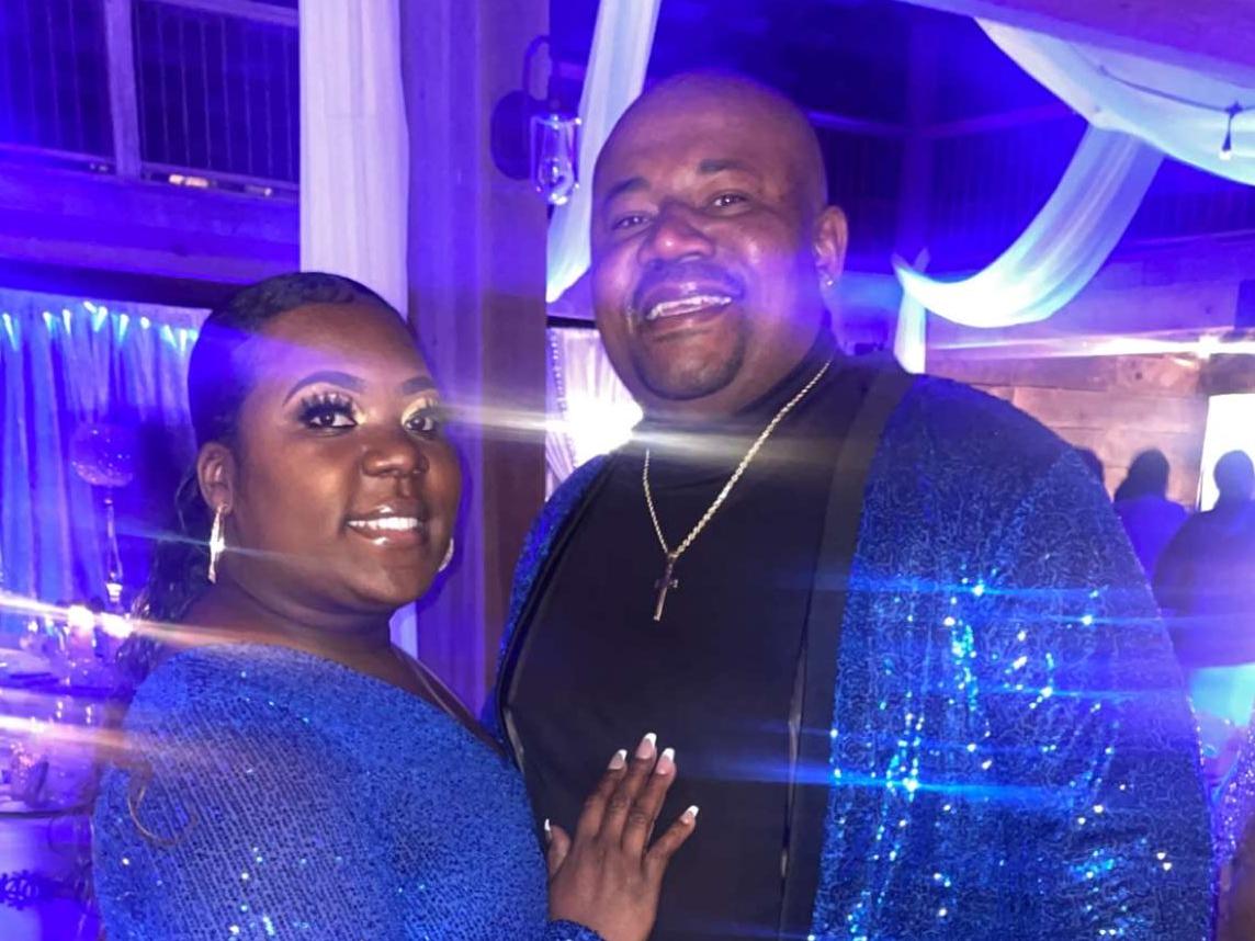 The Wedding Website of Jennifer Roberson and Kelton Roberson