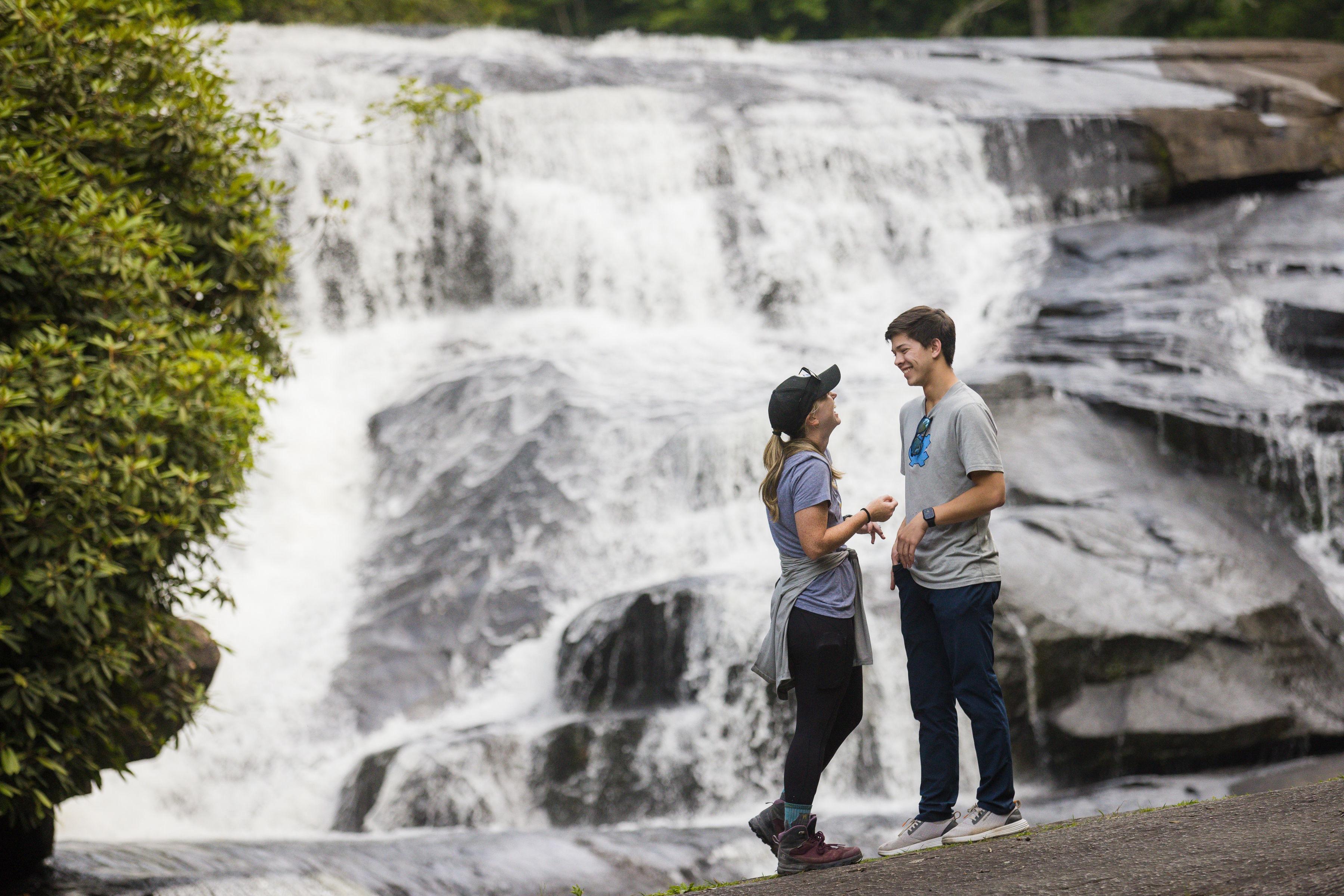 The Wedding Website of Taylor Francis and Jamie Rose