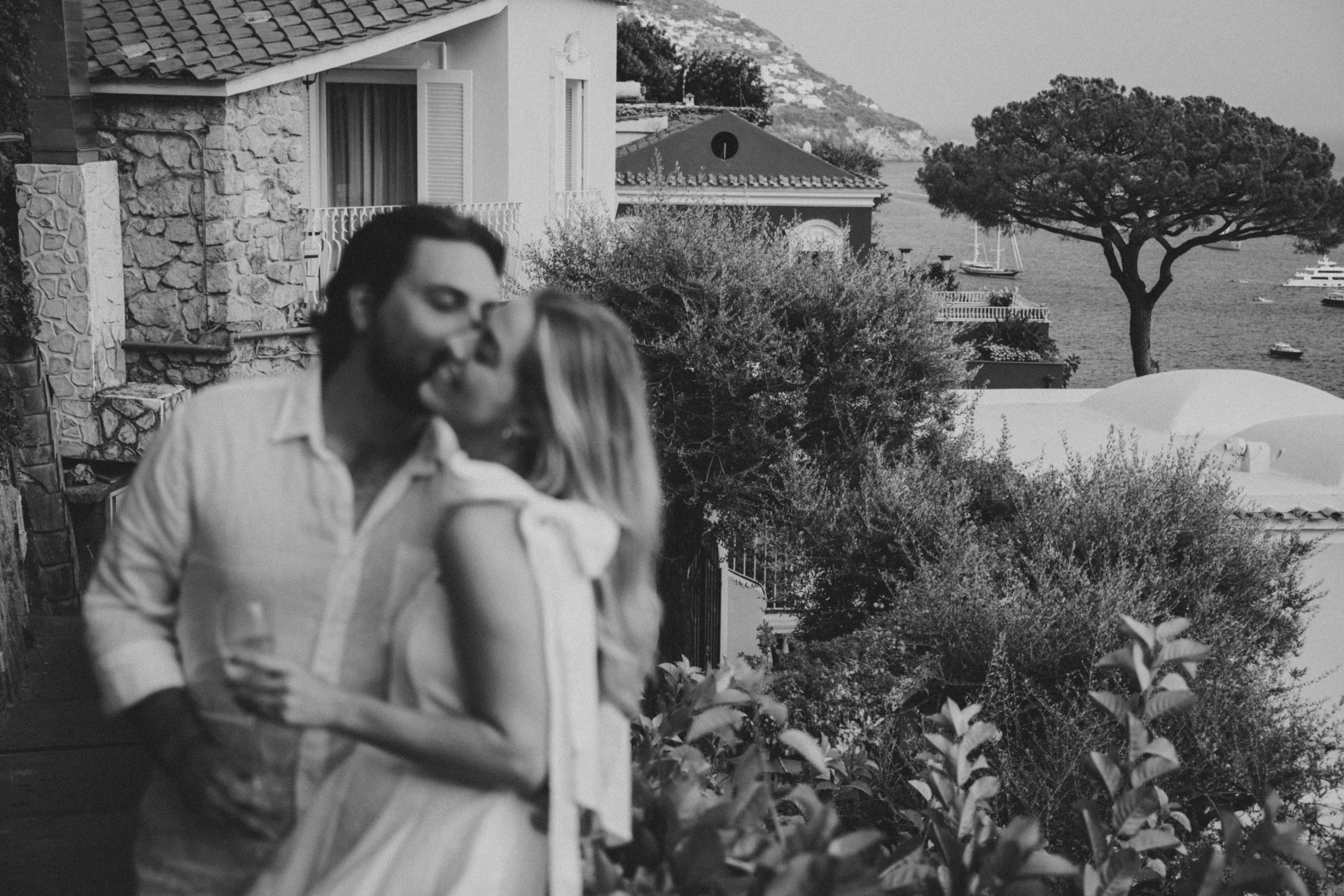 The Wedding Website of Julianna Maxwell and Forrest Threadgill