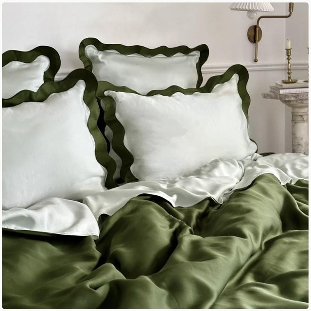 Eucalypso Silky Pillowcase Set