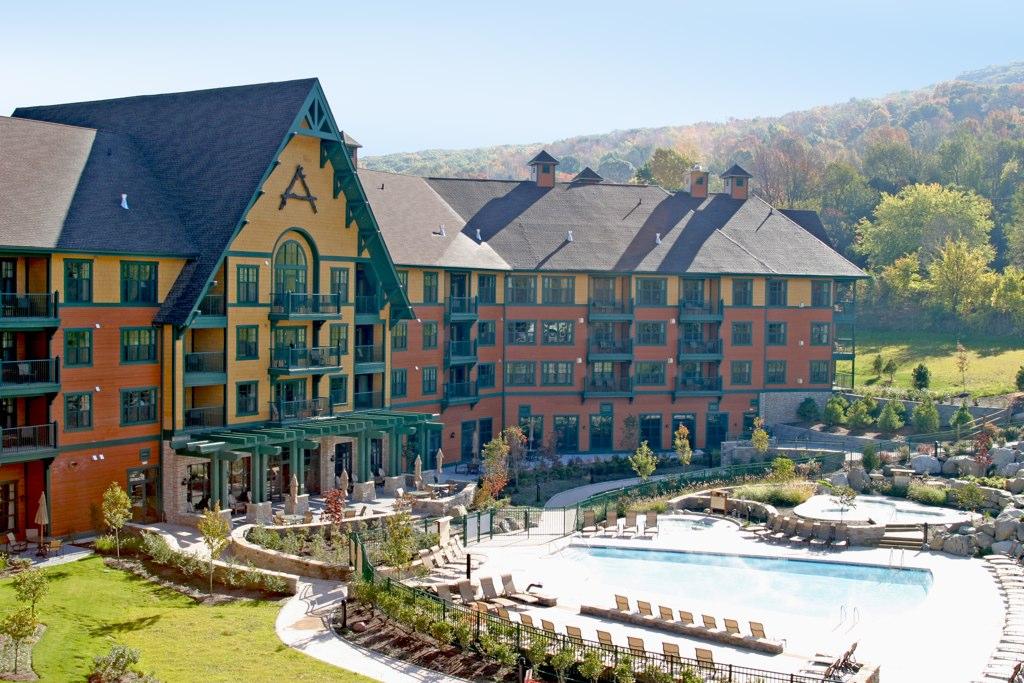 The Wedding Website of Deanna Zimmer and Isaac Sanabria