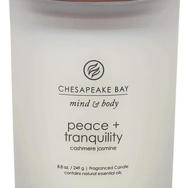 Chesapeake Bay Candle Scented Candle, Peace + Tranquility (Cashmere Jasmine), Medium