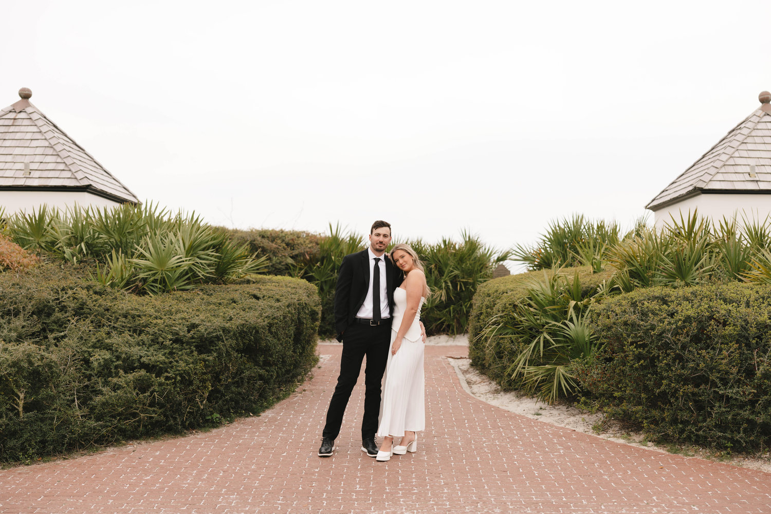 The Wedding Website of Kaylee Davis and Maxwell Holmes