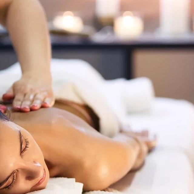 Massage class at Sandals