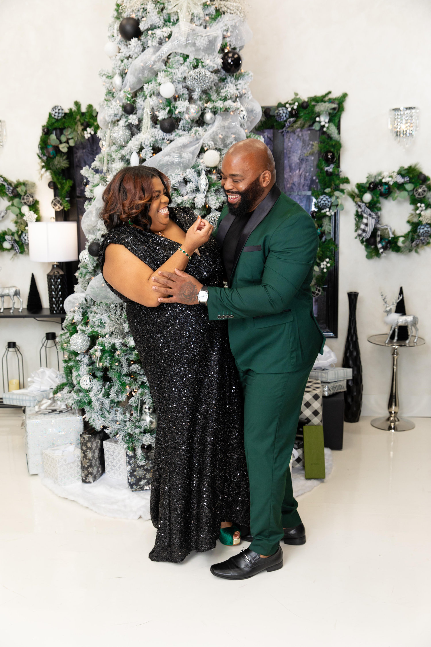 The Wedding Website of Lakeshia Dickinson and Terrance Marshall