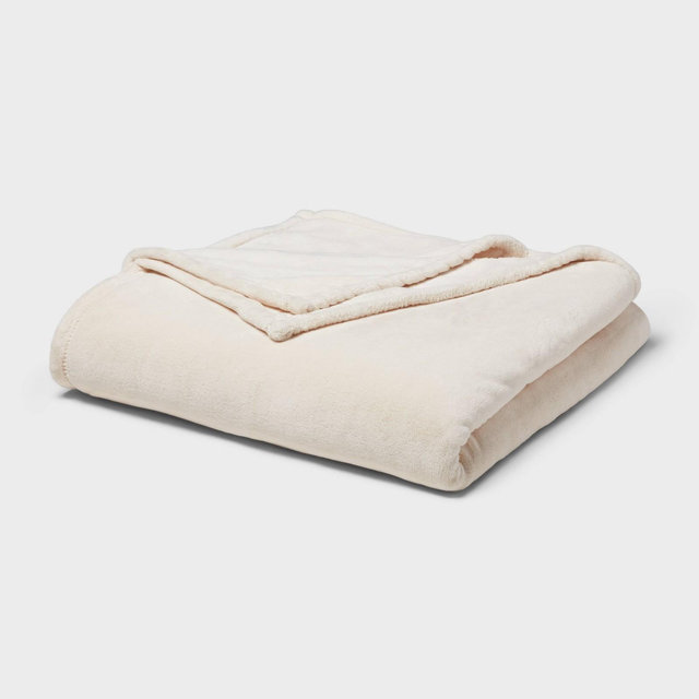 Full/Queen Ultra Plush Blanket Ivory - Threshold™