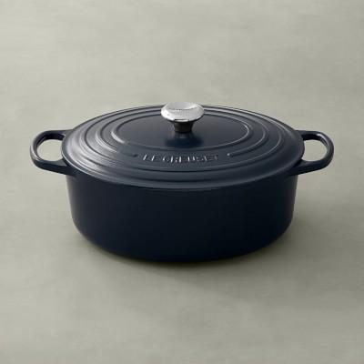 Le Creuset Signature Cast-Iron Matte Oval Dutch Oven