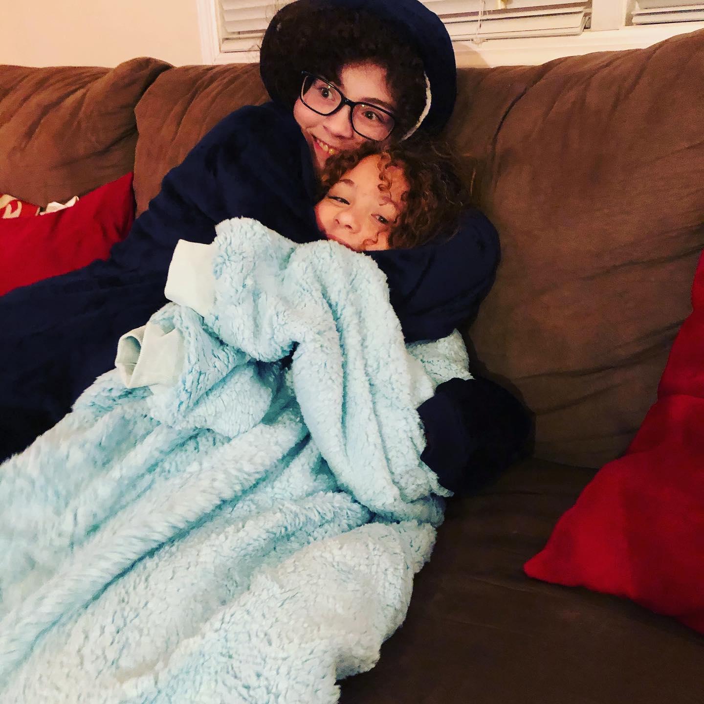 Snuggling Christmas 2020!