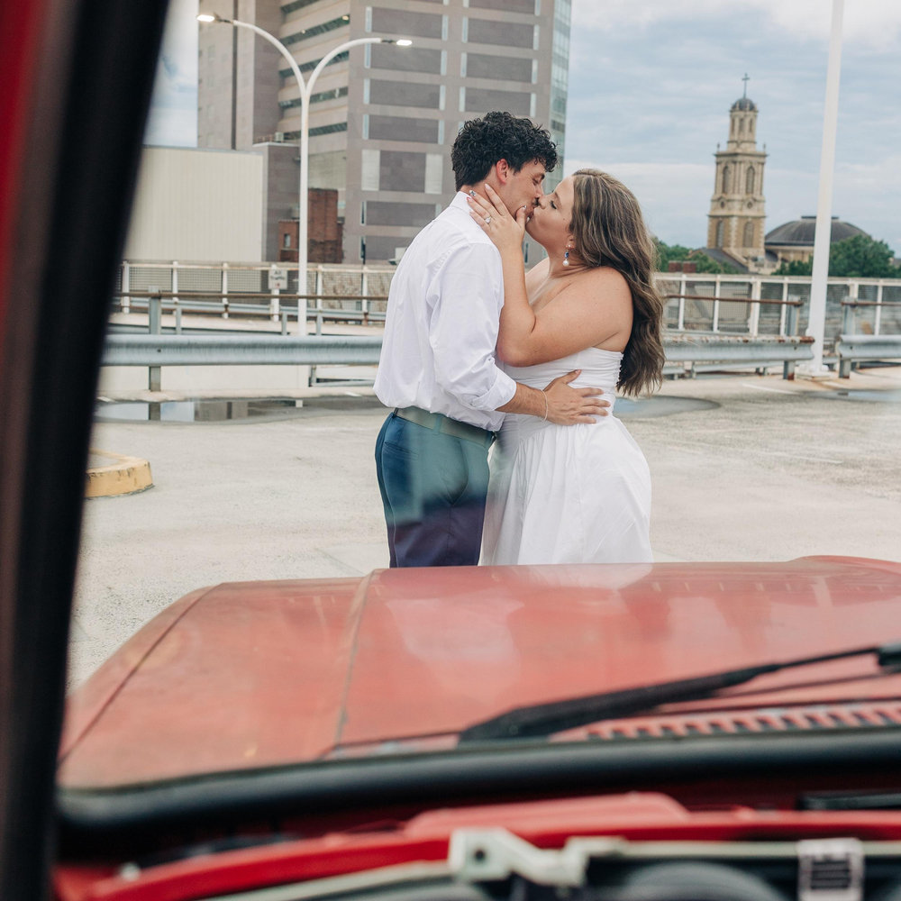 Tori Kirkman and Luke Gentry's Wedding Website