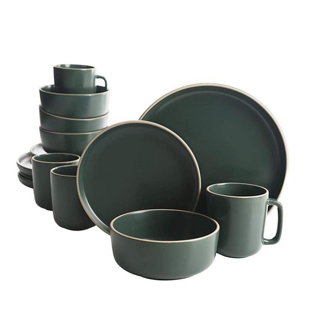 Gibson Home Zuma 16 Piece Round Kitchen Dishes, Plates, Bowls, Mugs Dinnerware Sets, Service for Four (16pcs), Green