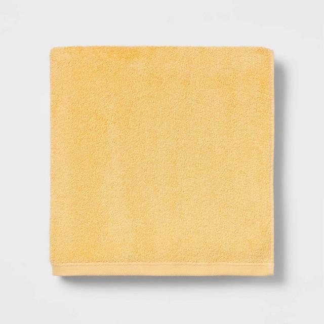 XL Everyday Bath Towel Yellow - Room Essentials™