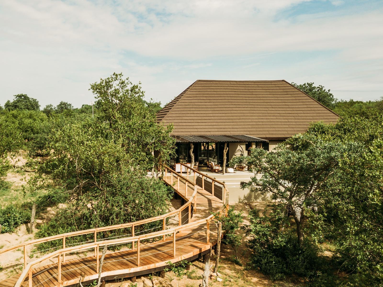 The Wedding Website of Kelsey Owen and Douw kruger