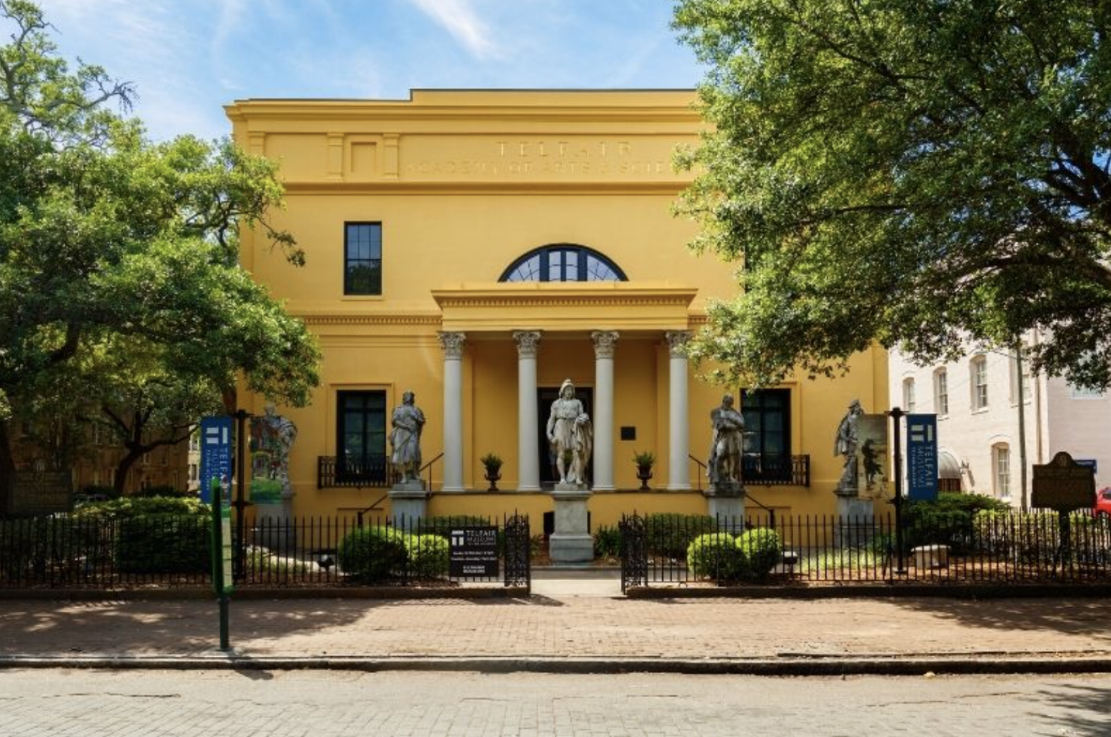 The Wedding Website of Isabel James and Eamon Stein