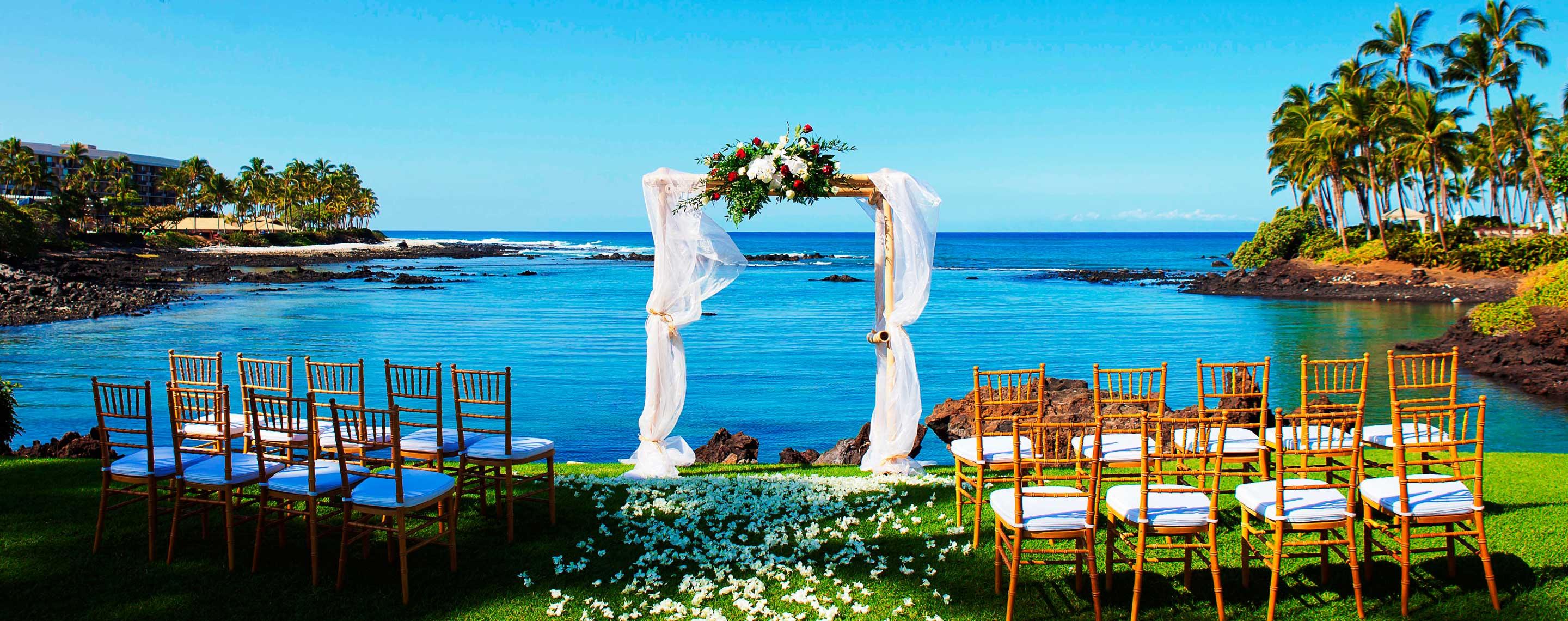 The Wedding Website of Amber Hanneken and Matthew Cavanaugh