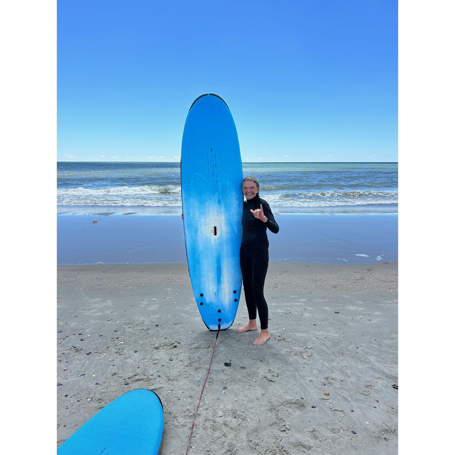 I love the fact she was not scared to give this a go after we met. Finally found a mermaid to share waves with me.