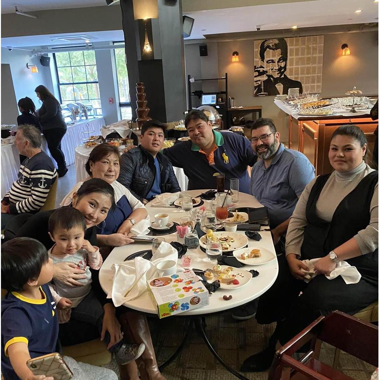 Family time with Marge's Mom in the US.