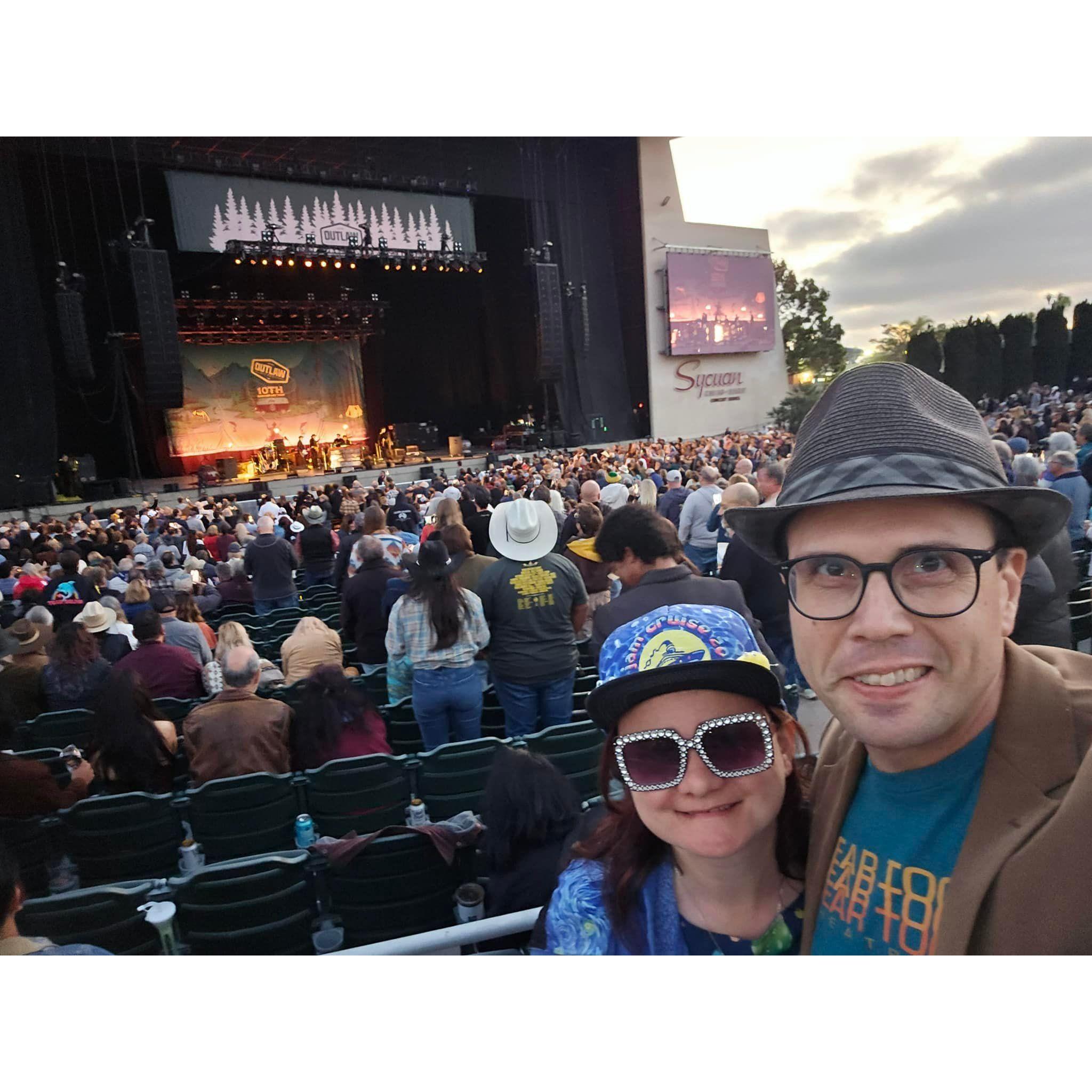 Outlaw Festival with Billy Strings, Bob Dylan, and Willie Nelson