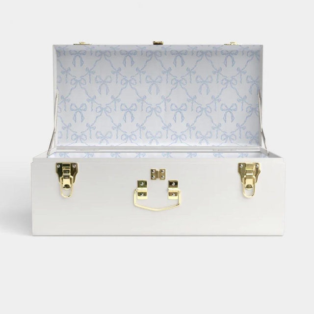 Petite Keep | Heirloom Keepsake Trunks