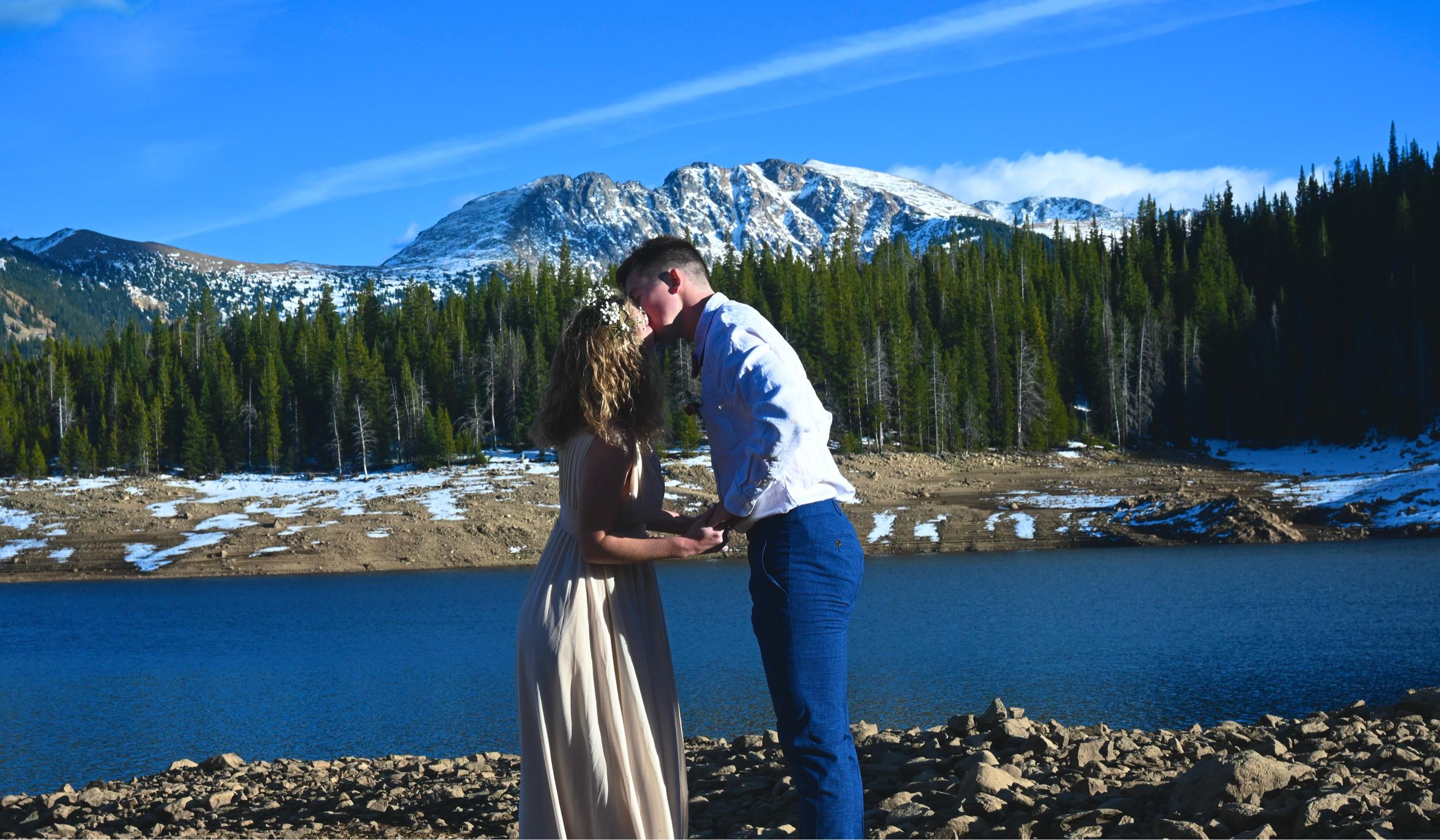 The Wedding Website of Jack Burns and Lindsey King