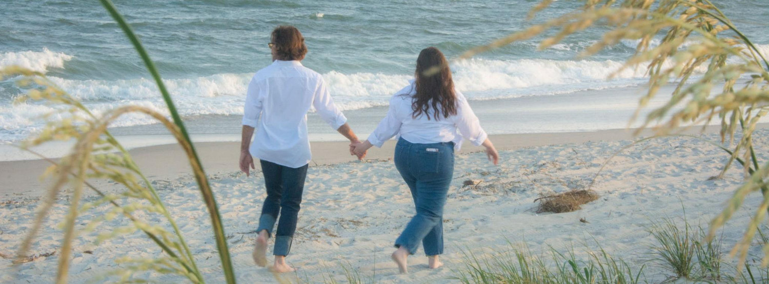 The Wedding Website of Ashley Dearing and Travis Ellis