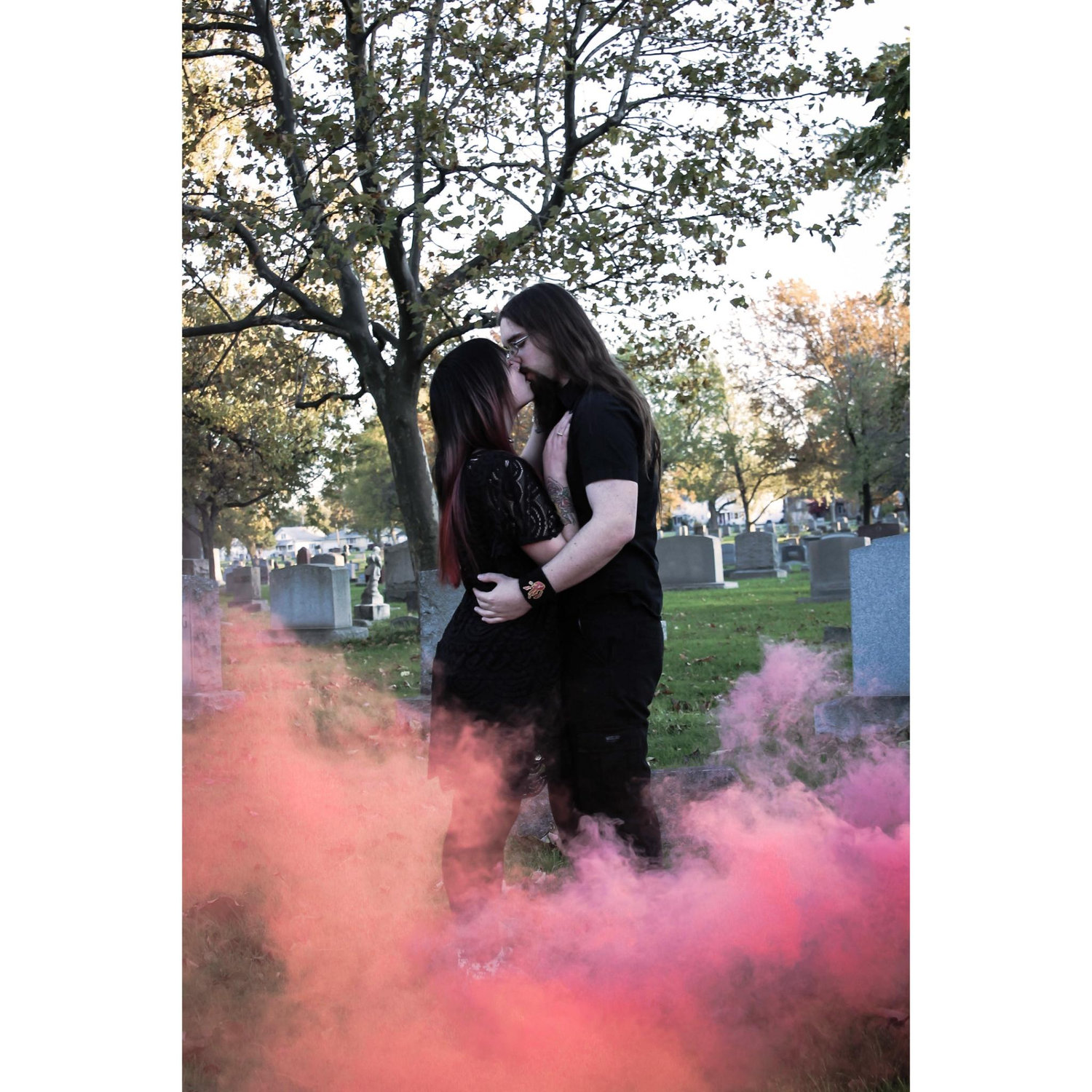 Engagement Photos 🖤
♡Location: Elmlawn Memorial Park
♡Photographer: Alyssa Knowlton, Lyssa Lee Photography