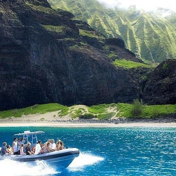 Snorkeling For Two on the Nāpali Coast
