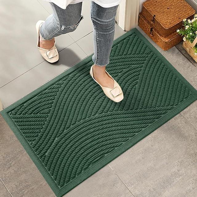HIYARD Sturdy Front Door Mat, Absorbent Muddy Dirt Resist Welcome Door Mats Outdoor Indoor, Stain and Fade Resistant, Non-Slip Backing Entry Mat Low Profile Doormat for Entryway, 36×24, Green