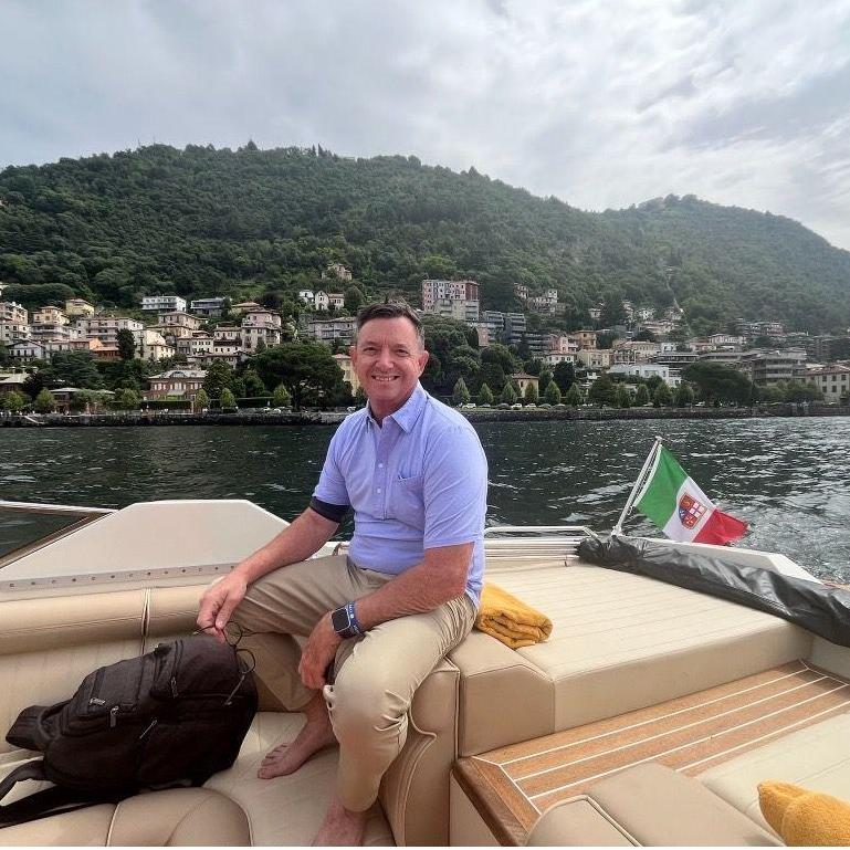 Relaxed Todd - post-proposal in Lake Como