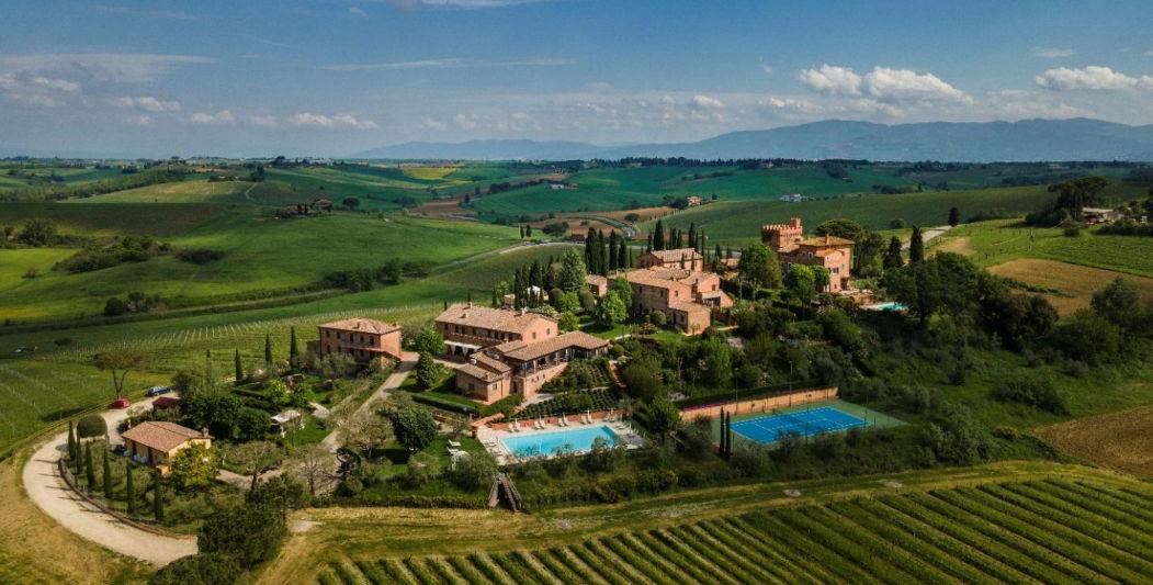 The Wedding Website of Briana Fancy and Connor Robbins