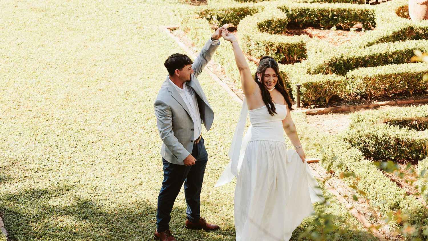 The Wedding Website of Breanna Dominguez and Hunter Thibodeaux