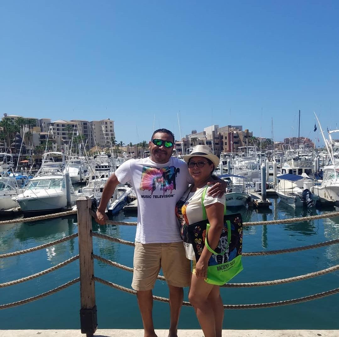 The Wedding Website of Glenda Orellana and Cesar Fuentes