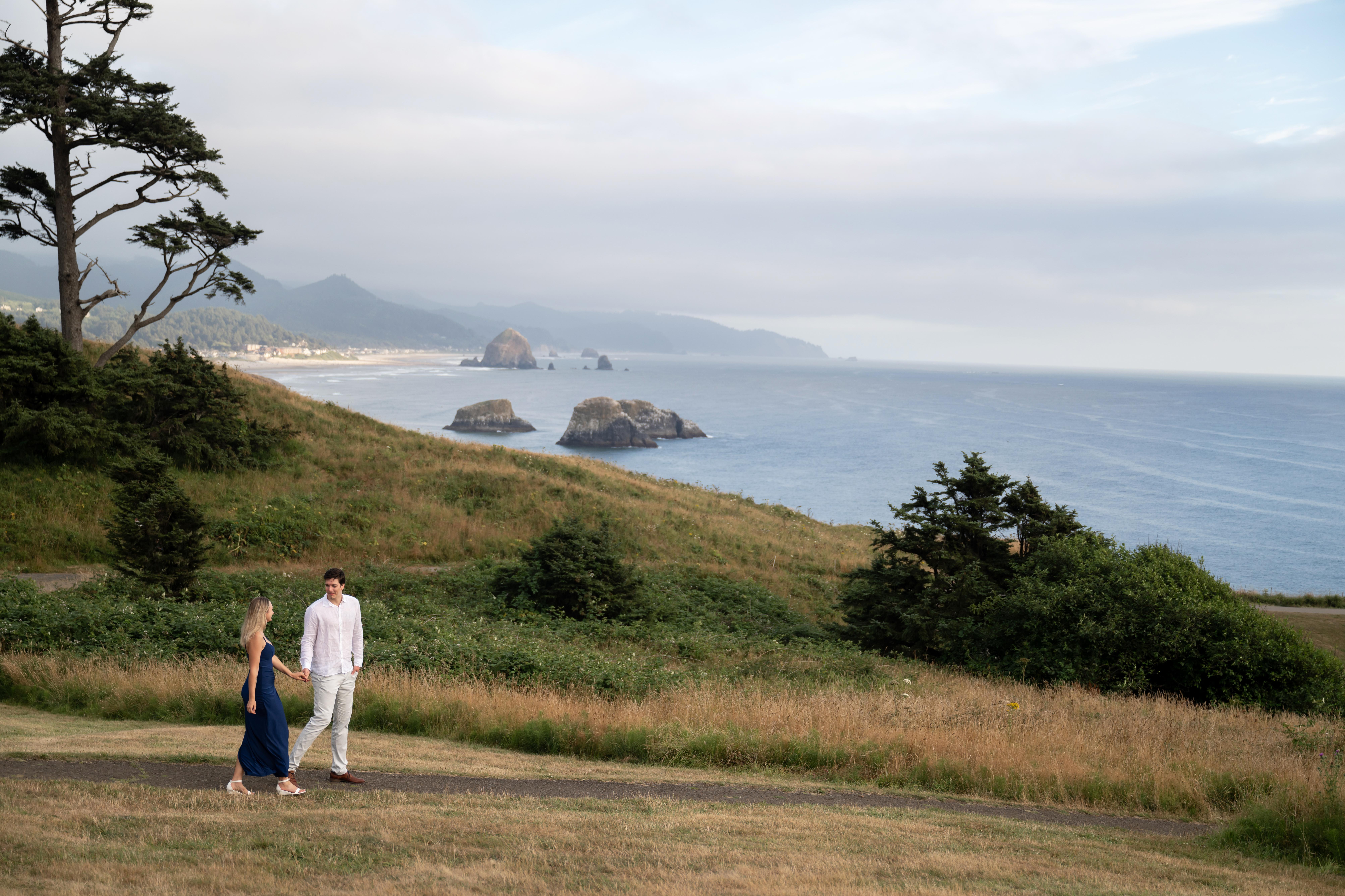 The Wedding Website of Delaney Smith and Sander van Caeneghem