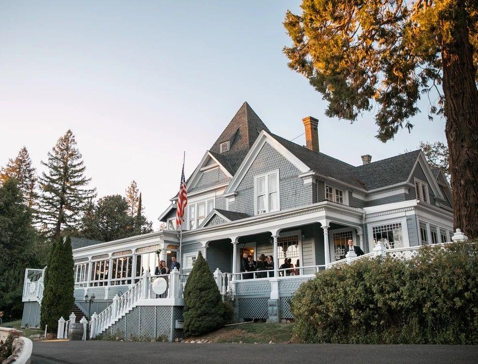 The Wedding Website of Kylie Shinn and Derek Sands