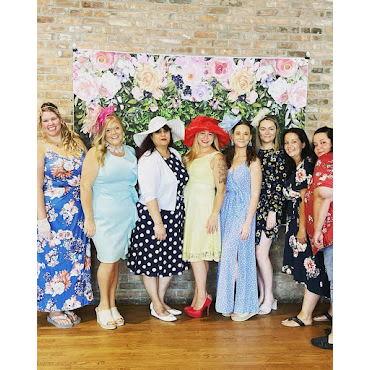 A few of the bridesmaids! Debbie, Haley, Ashley, Vicky, Kaitlyn, Korrin & Kristin