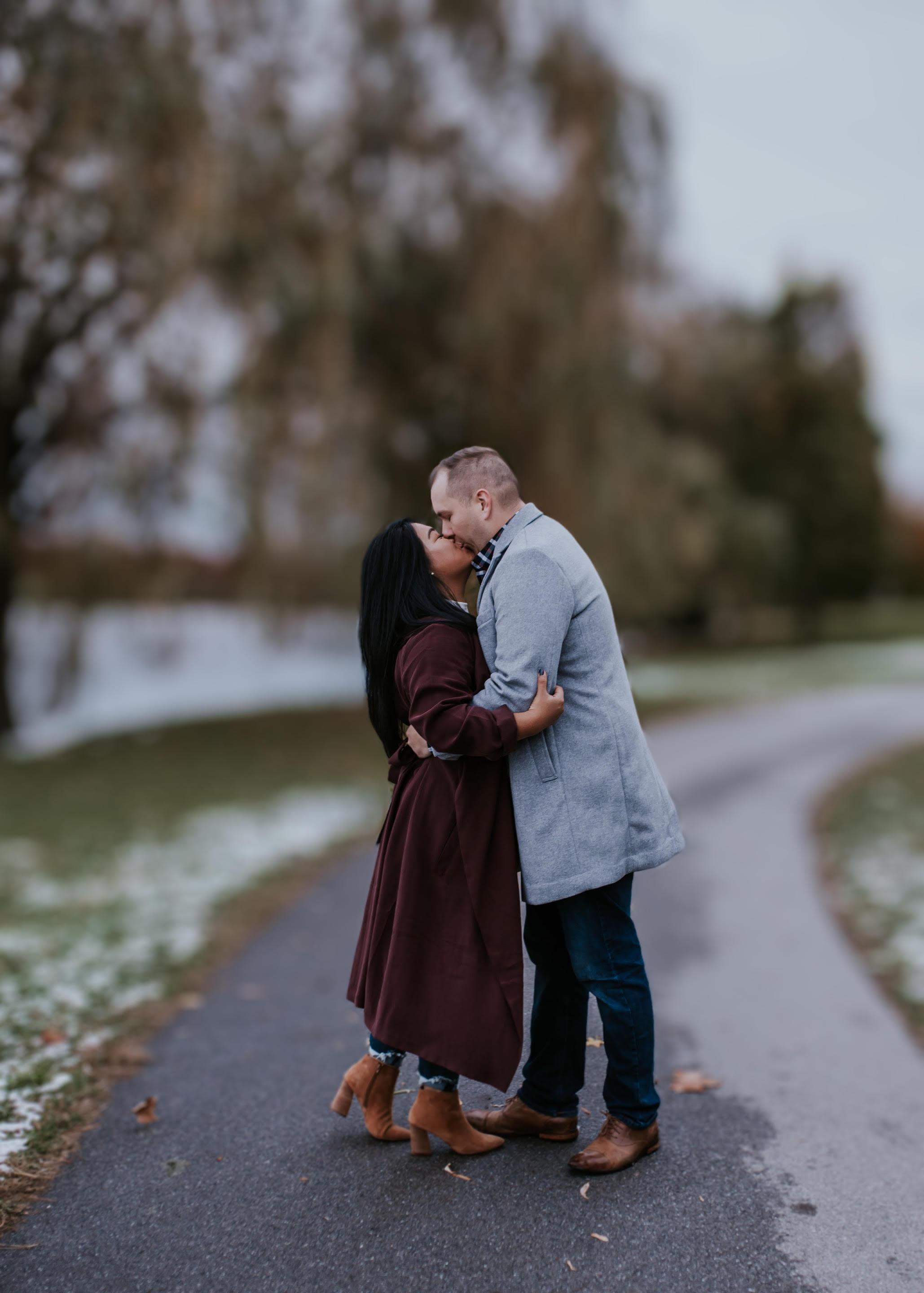 The Wedding Website of Tori Singsavatdy and Jesse Thompson