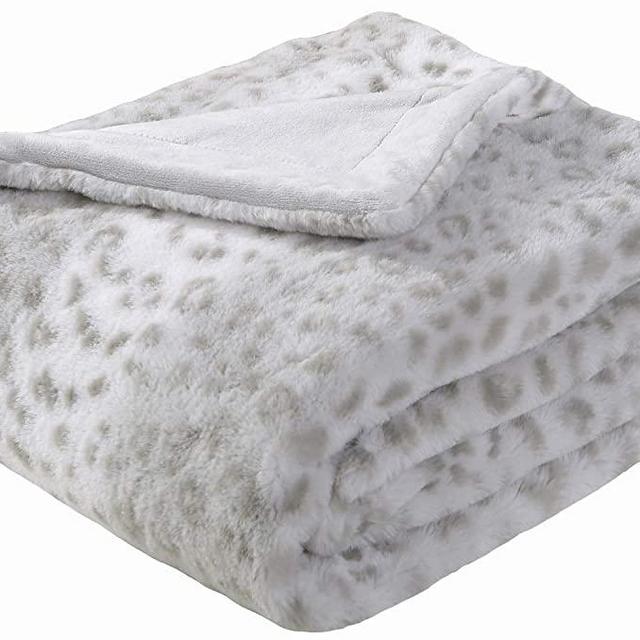 Sedona House Faux Fur Animal Cheetah Print Fuzzy Blanket Extra Large Throw Blanket 60x70inch Bed Blanket Gray Leopard Printing