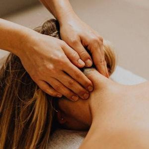 Relaxing Massage Before The Wedding