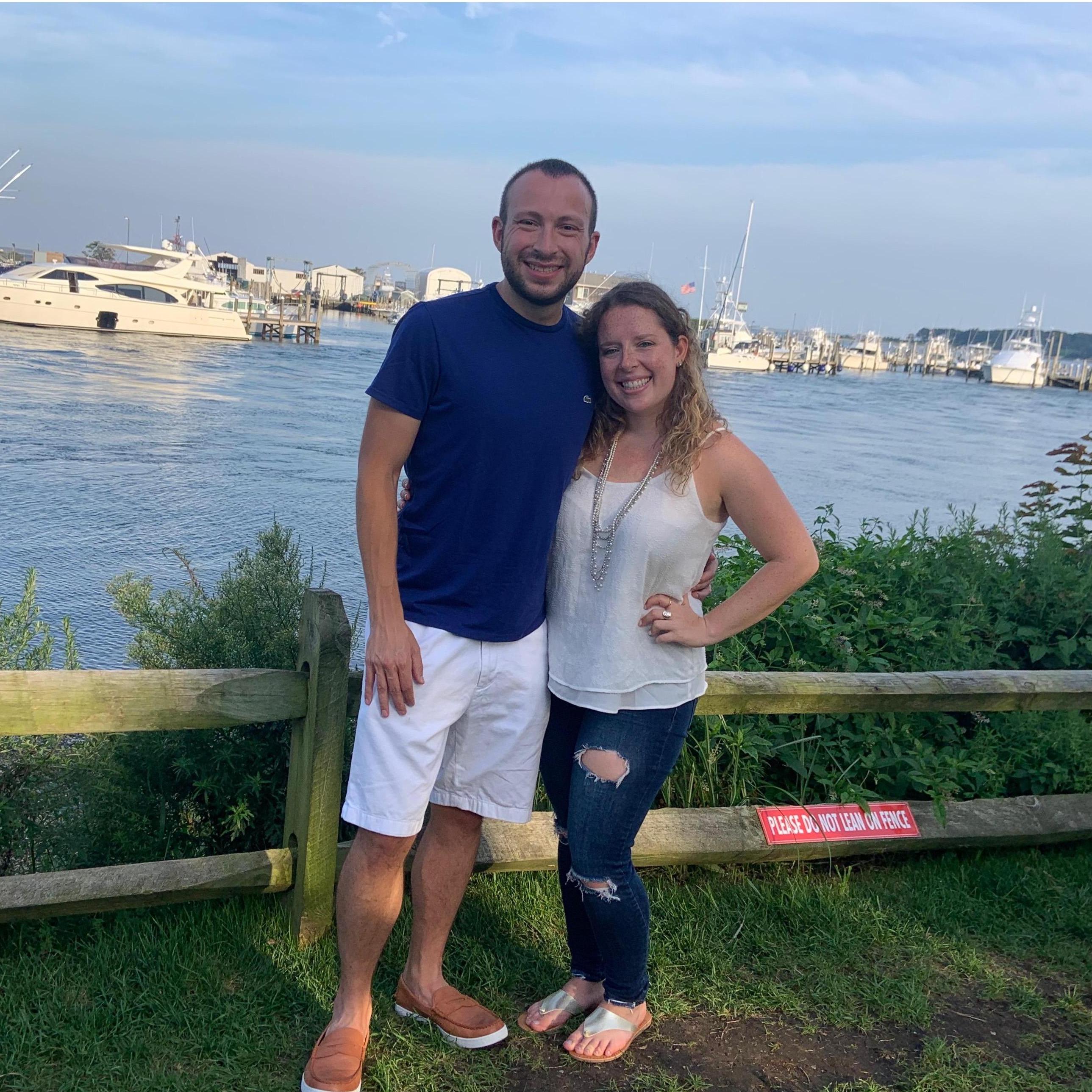 Tara and Corey out to dinner in the Hamptons in Summer 2020.