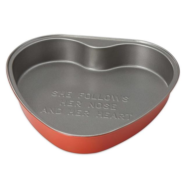 kate spade new york She Follows Her Nose and Her Heart ™ 9-Inch Heart Pan in Red