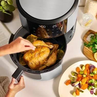 bella PRO - SmartCrisp 8-qt. Touchscreen Air Fryer