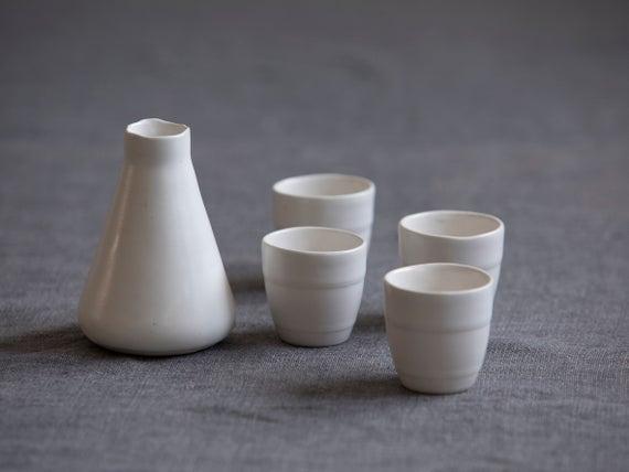 Handmade Sake Set, 5 piece sake set, Japanese Small Sake cups, Pottery Modern Sake Set, Elegant Pitcher and Shots Set