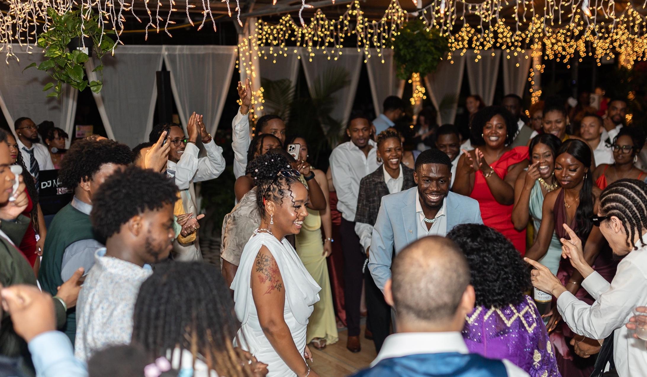 The Wedding Website of Jaylyn Graham and Zakara Durgans